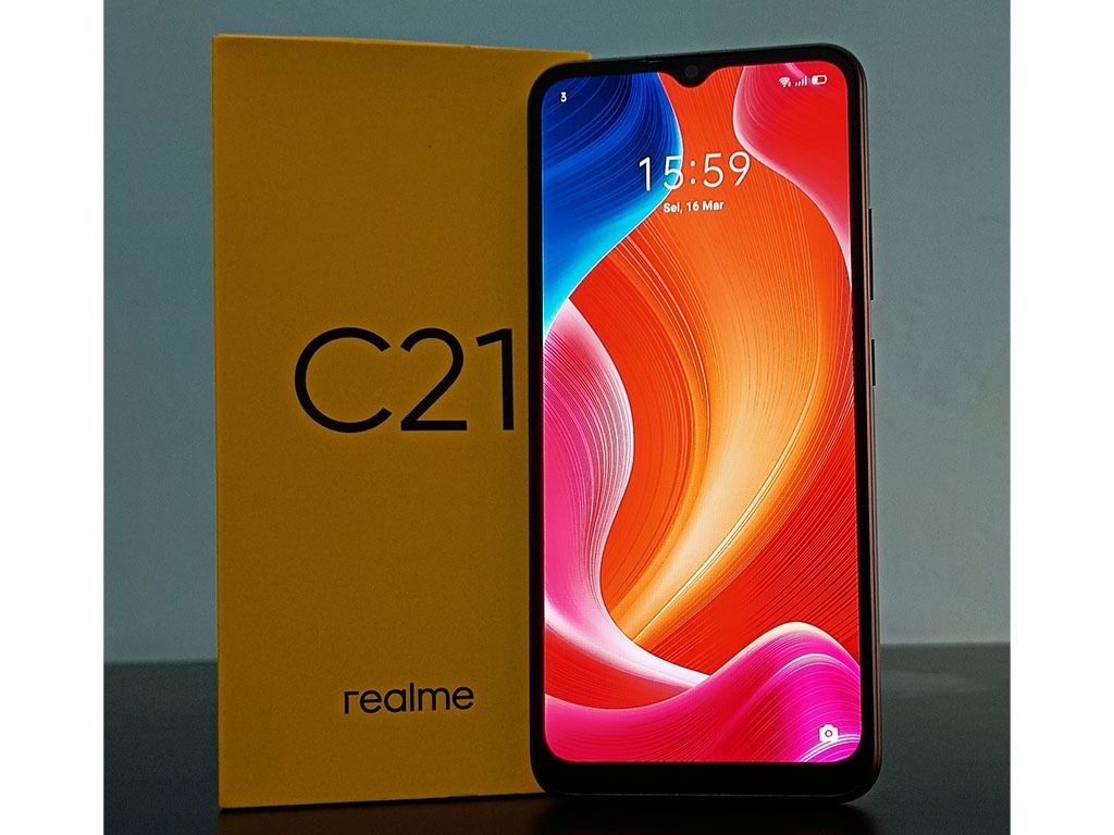 Realme C21