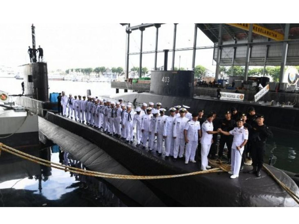 Awak kapal KRI Nanggala 402