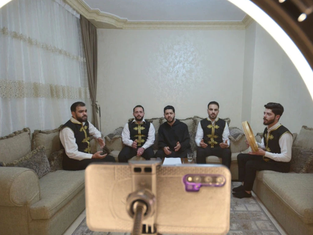 Anggota band musik religi Suriah Yaqeen