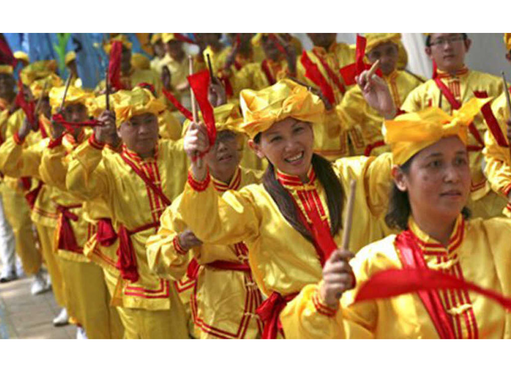 falun gong demo di jakarta