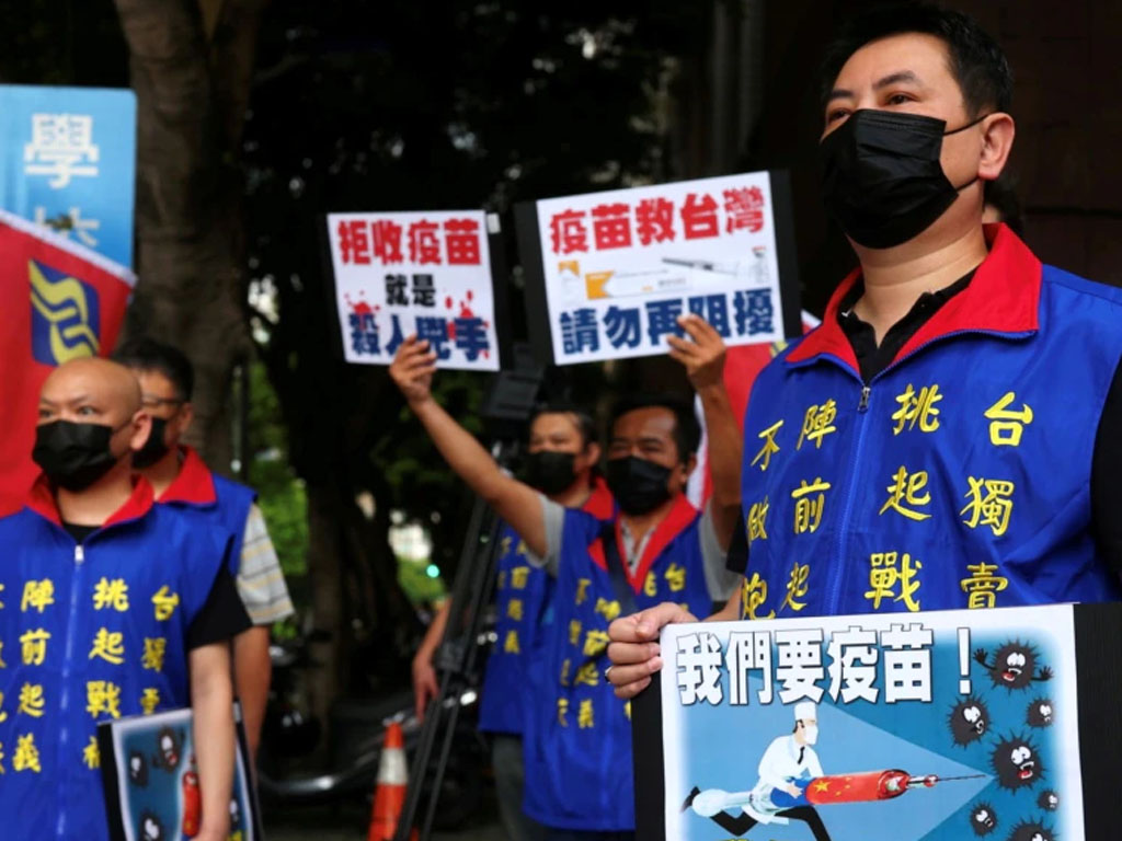 Warga Taipei unjuk rasa vaksin china