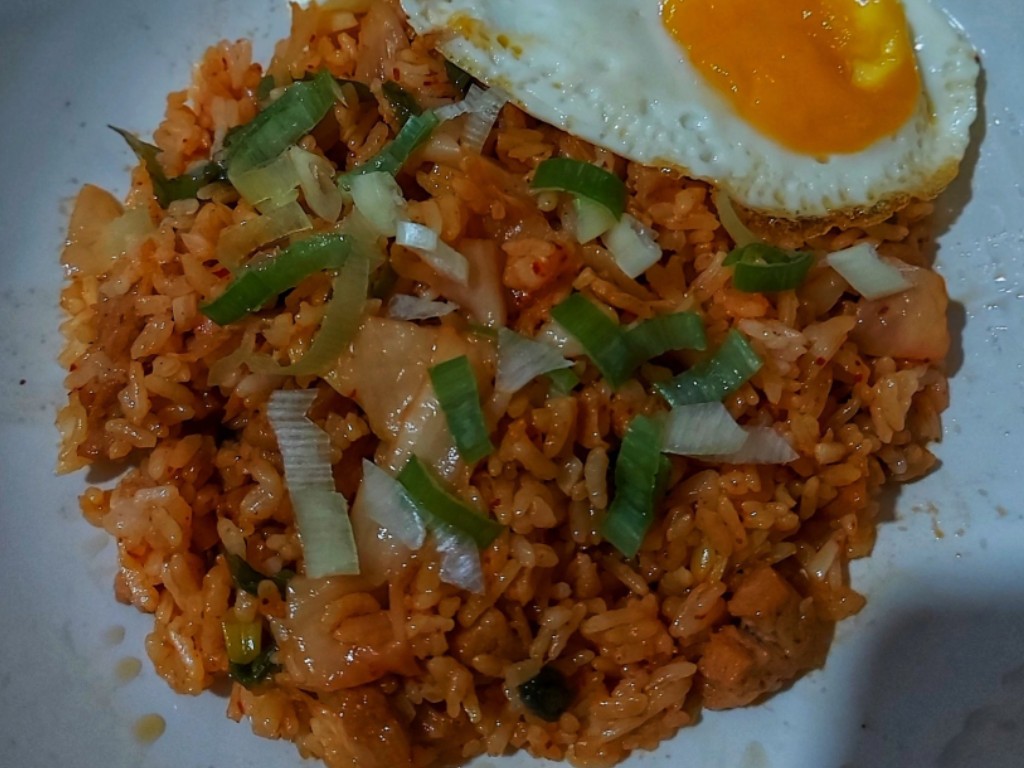 Nasi Goreng Kimchi - Nasi Goreng Kimchi Dengan Telur Goreng Makanan