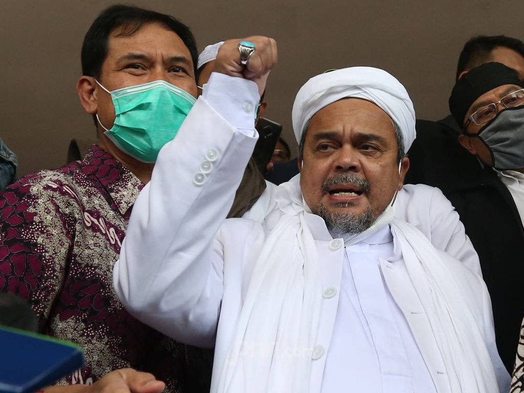 Rizieq Shihab enam tahun penjara