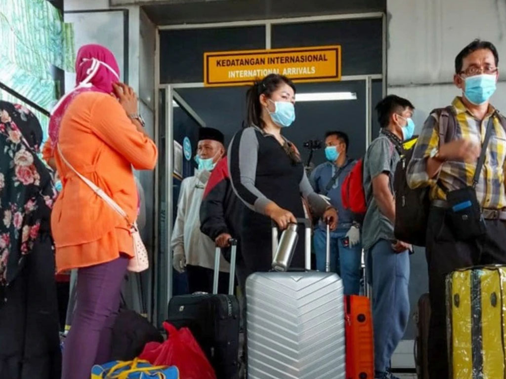Buruh migran Indonesia tiba dari Malaysia