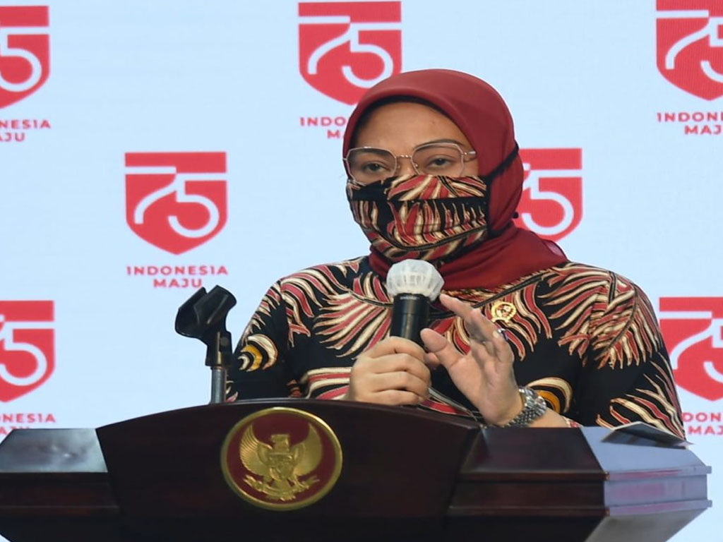 menaker ida fauziah