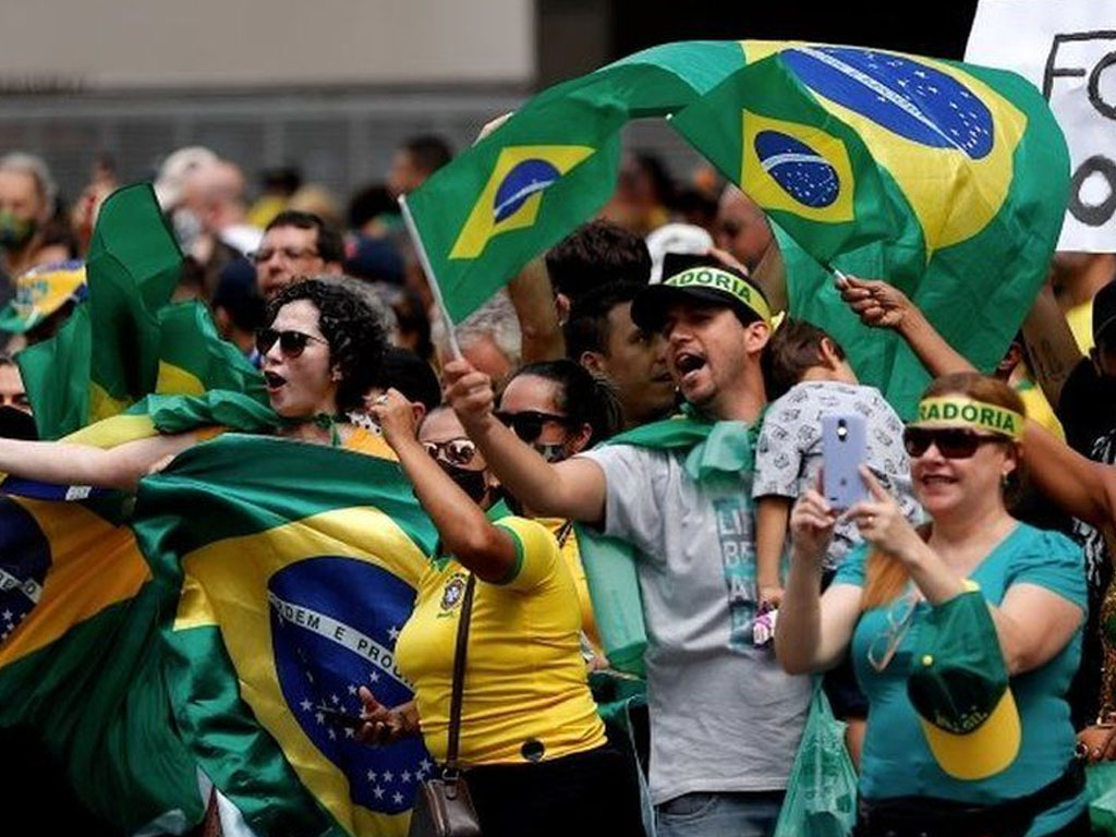 protes lockdown di sao paulo