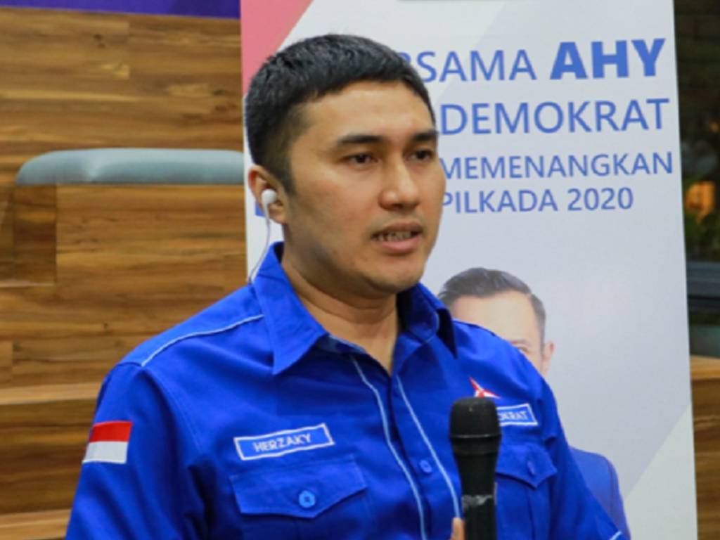 Herzaky Mahendra Putra