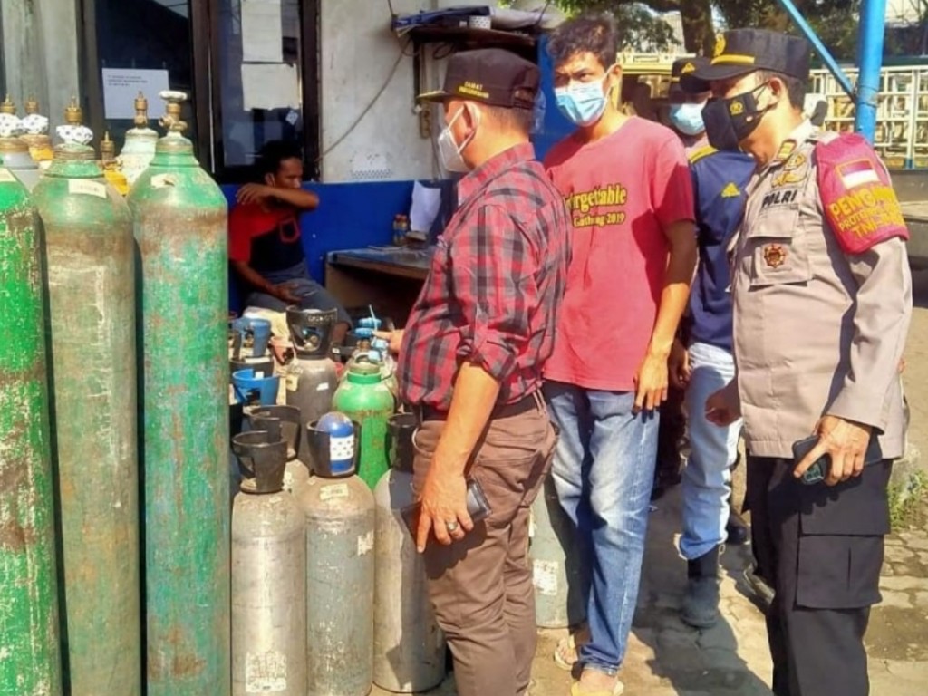 Polisi Cek Tabung gas bekasi