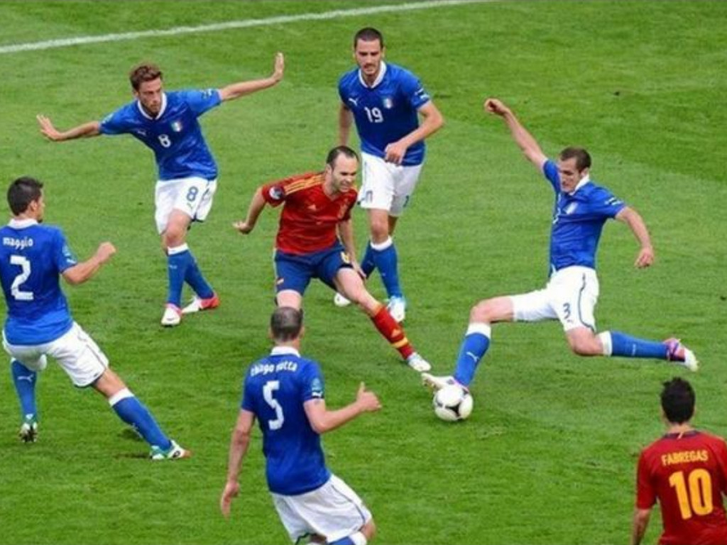 Ilustrasi Italia VS Spanyol