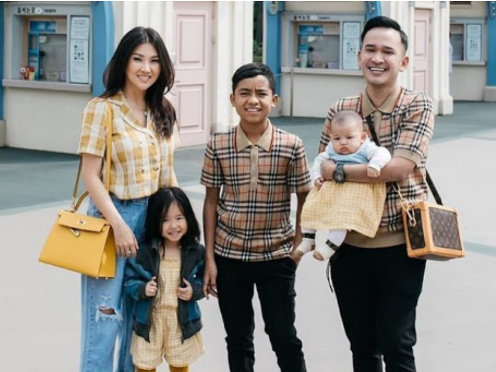 Ruben Onsu dan Keluarga
