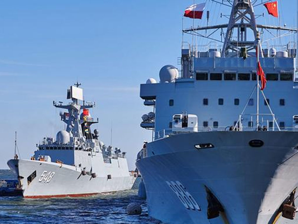 kapal perang china