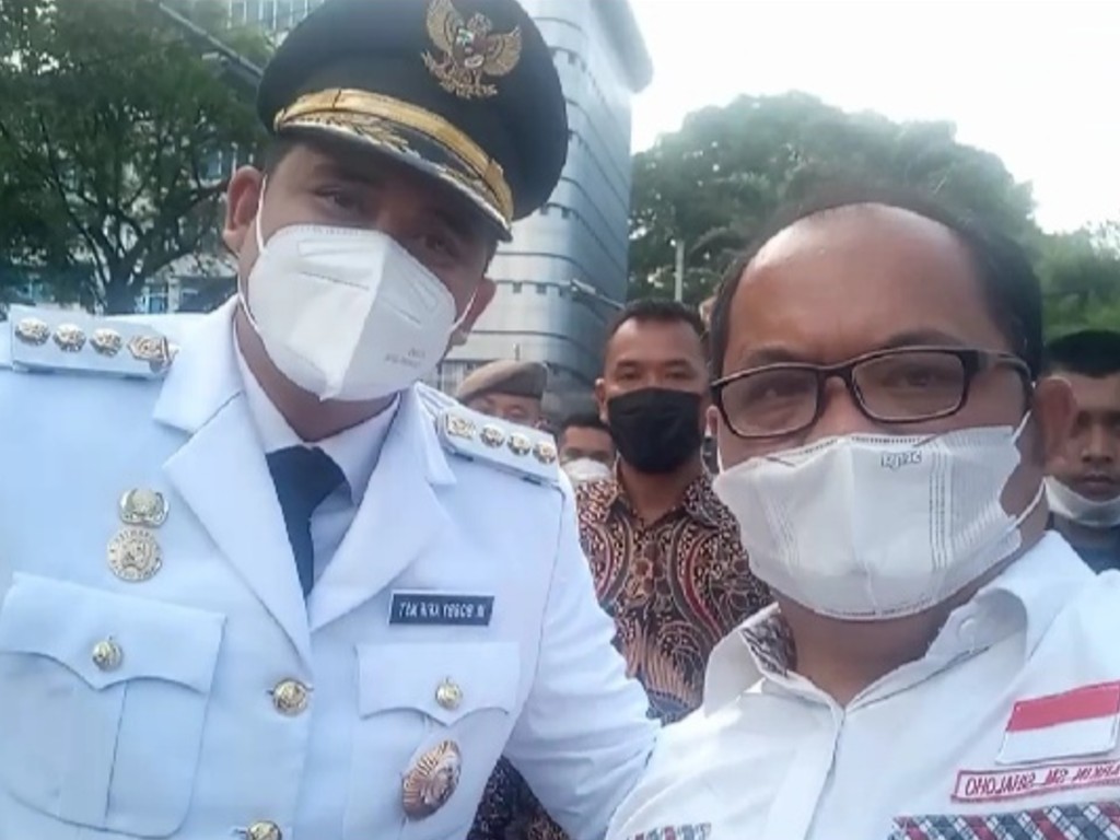 Ketua Barisan Relawan Jokowi Presiden (Bara JP) Kota Medan, Parkin Silaholo