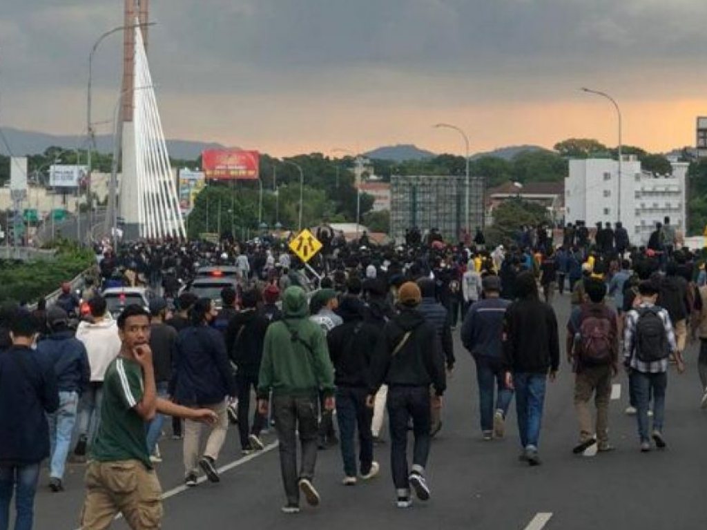 Demo Tolak PPKM Bandung