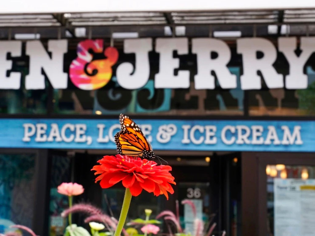 gerai es krim Ben & Jerry\'s