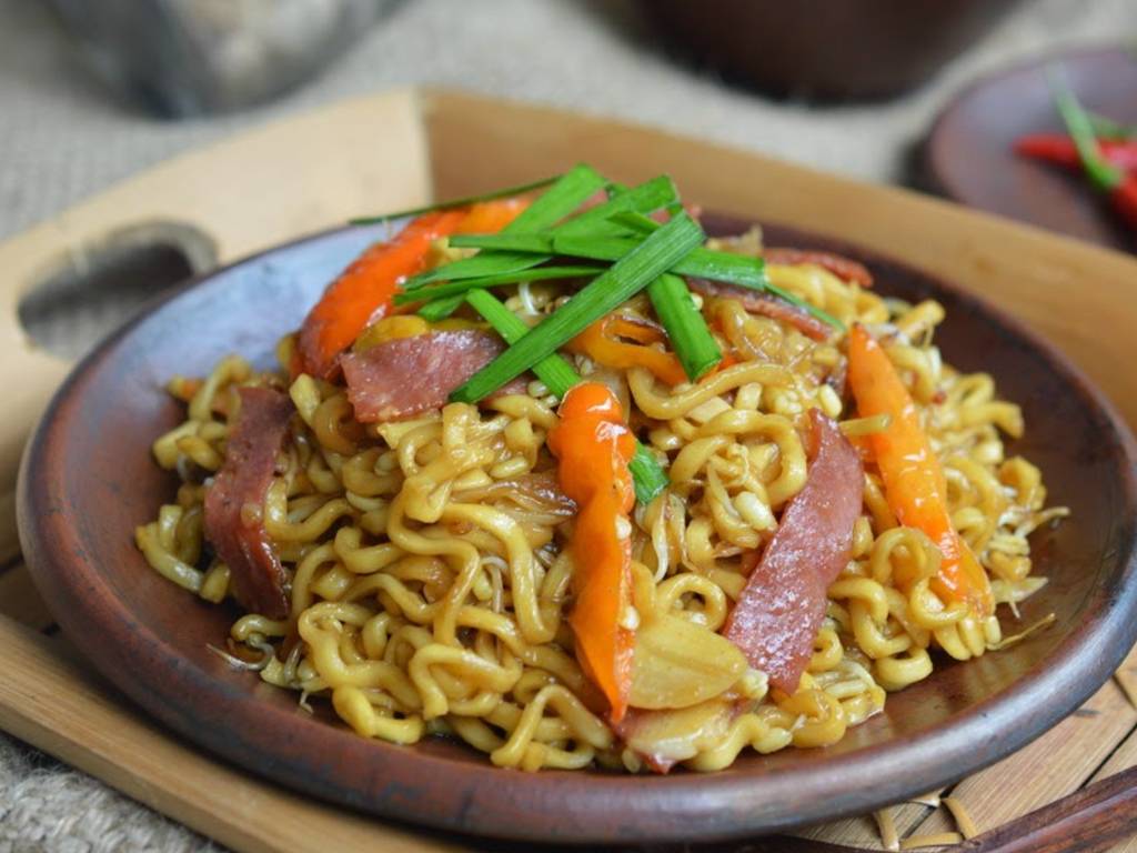 Photo Cara memulai Mie goreng Pedas berkualitas yang update Surakarta