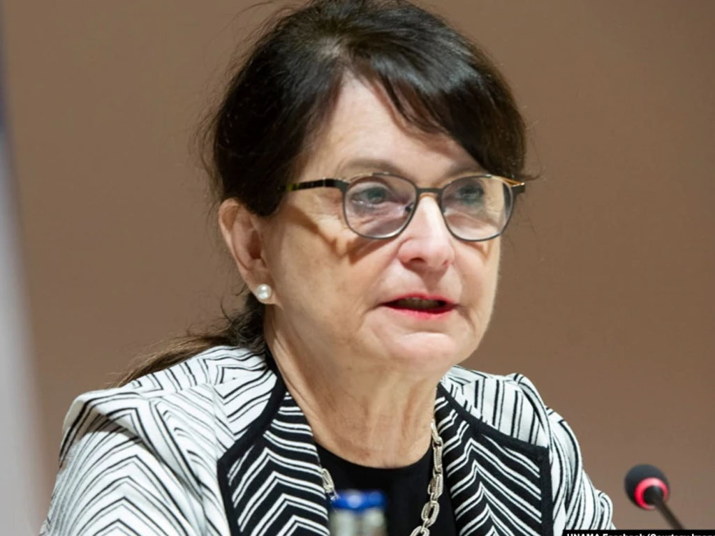 Deborah Lyons