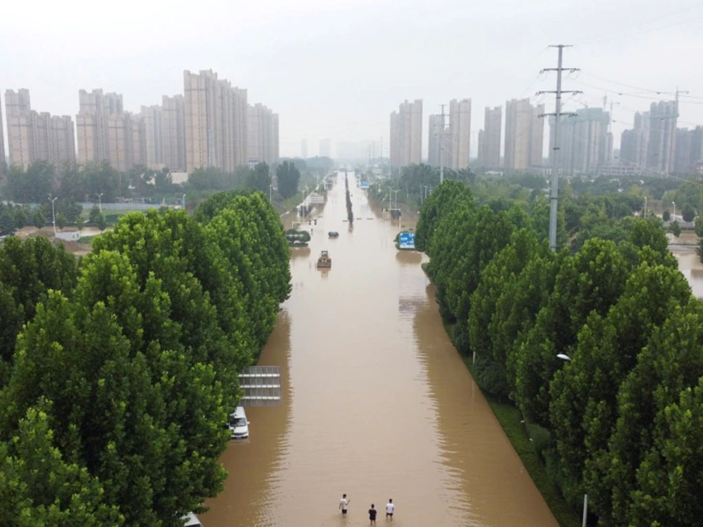 jalan banjir di Zhengzhou china