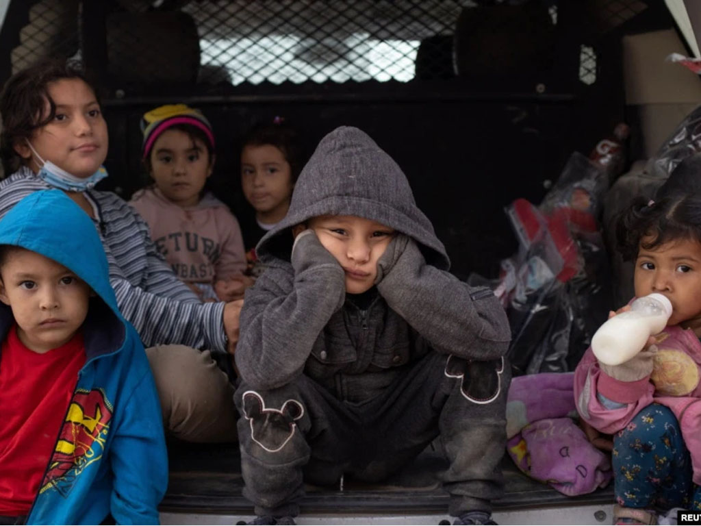 Anak-anak para pencari suaka dari Amerika Tengah