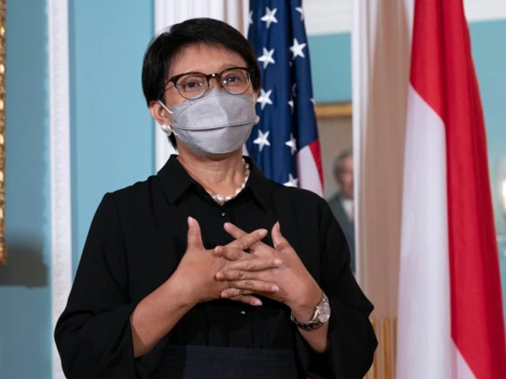 retno di kemenlu amerika