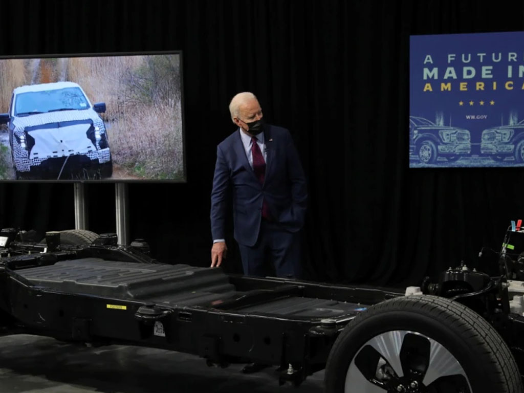 Presiden AS Joe Biden kunjungi ford
