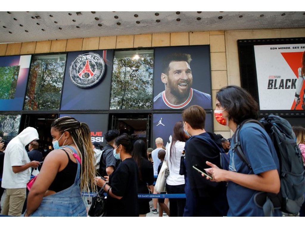 fan messi antre beli kaous