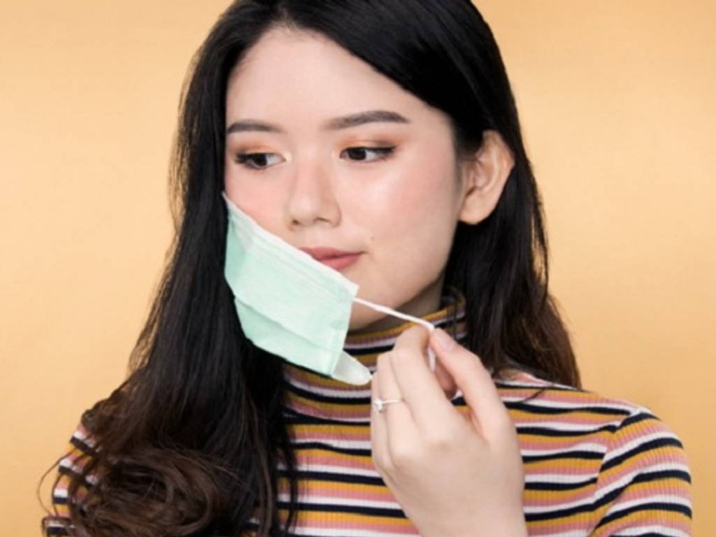 Cara Tampil Cantik Meski Pakai Masker