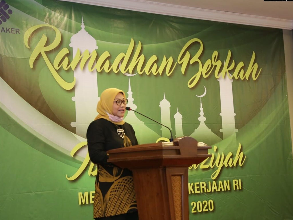 menaker Ida Fauziah