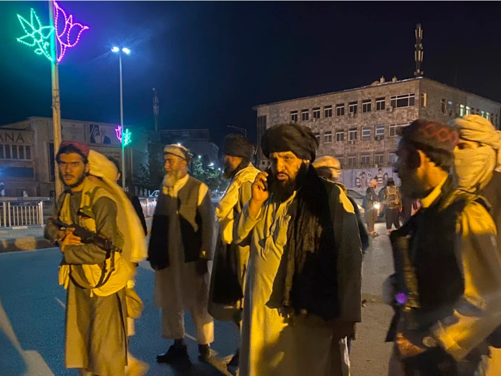 Kelompok militan Taliban kuasai istana kepresidenan
