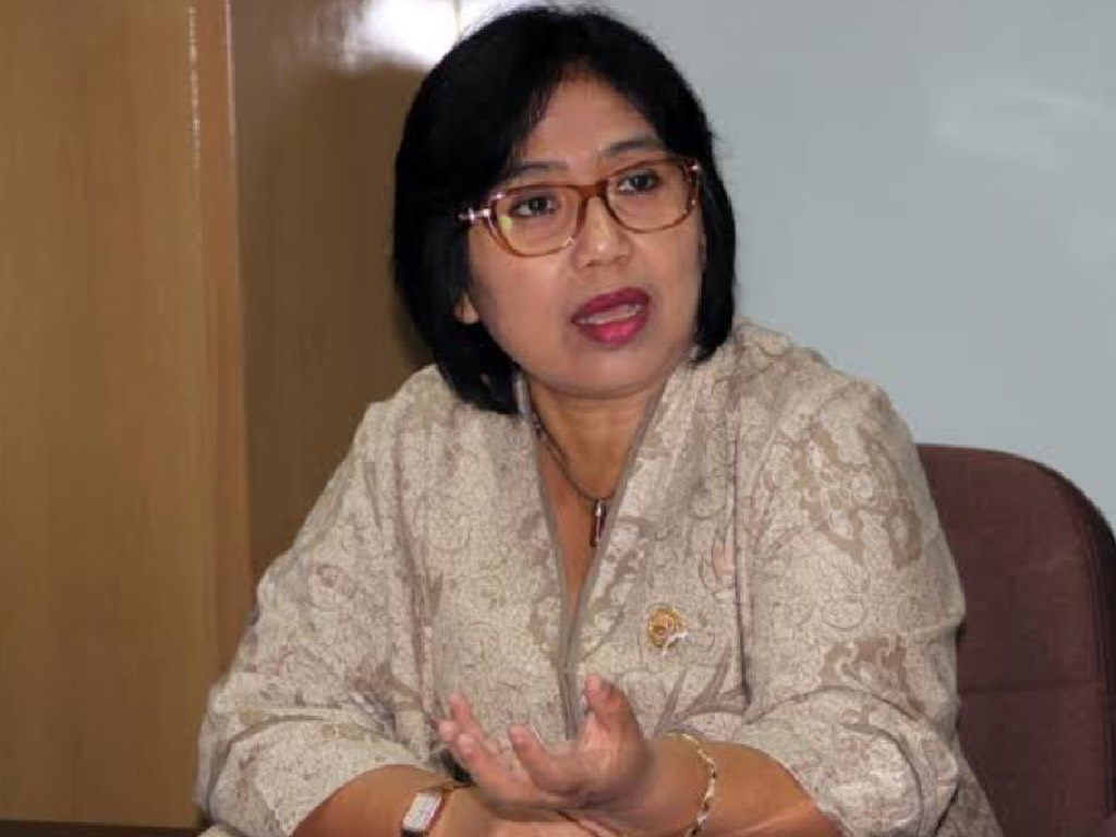 Irma Suryani Chaniago