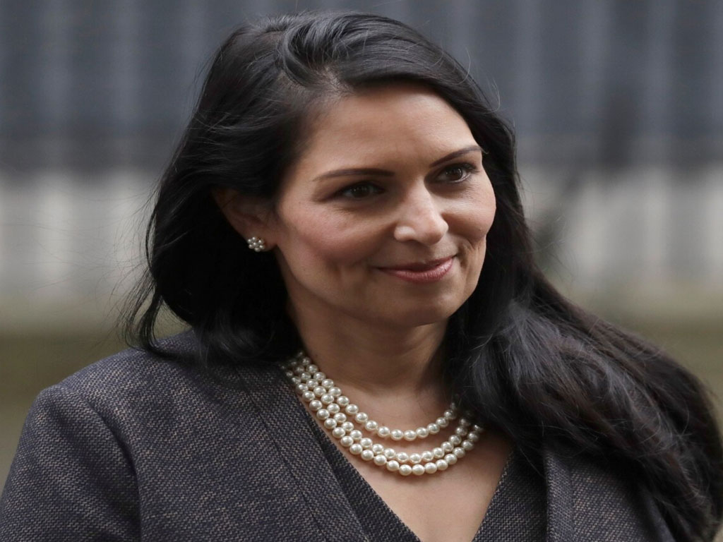 Menteri Dalam Negeri Inggris Priti Patel