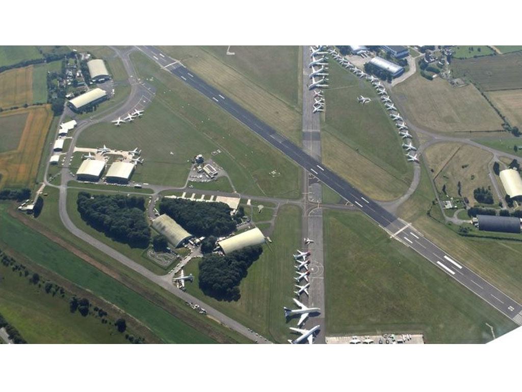 Bandara Cotswold