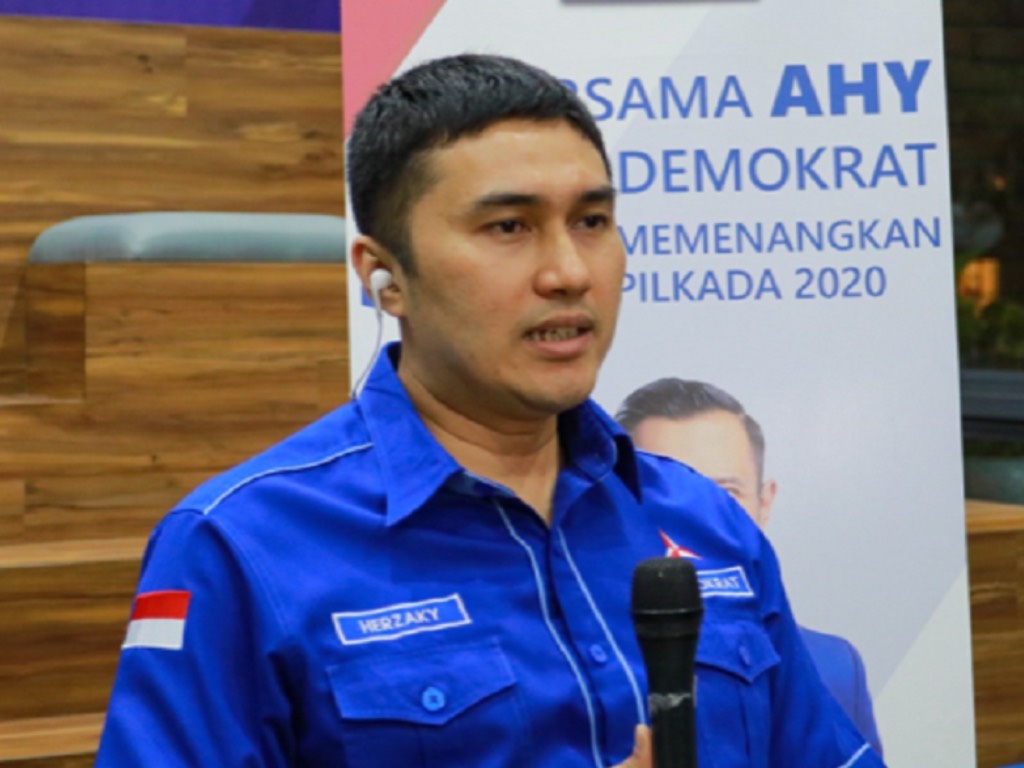 Herzaky Mahendra Putra