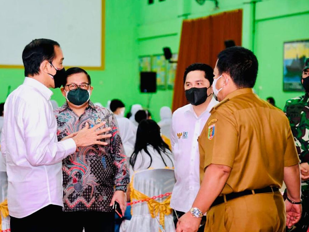 jokowi tinjau vaksinasi d bandar lampung