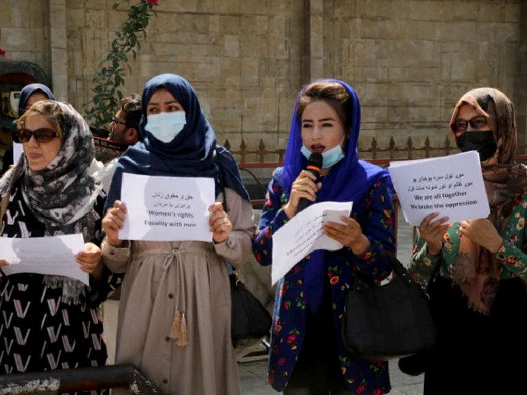 perempuan protes tuntut hak di kabul