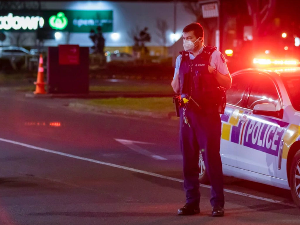 polisi amankan supermarket Countdown di Auckland Selandia Baru