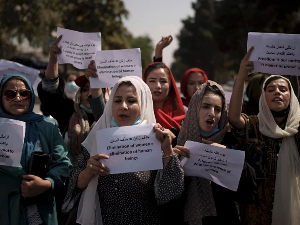 Perempuan Afghanistan unjuk rasa tuntut hak