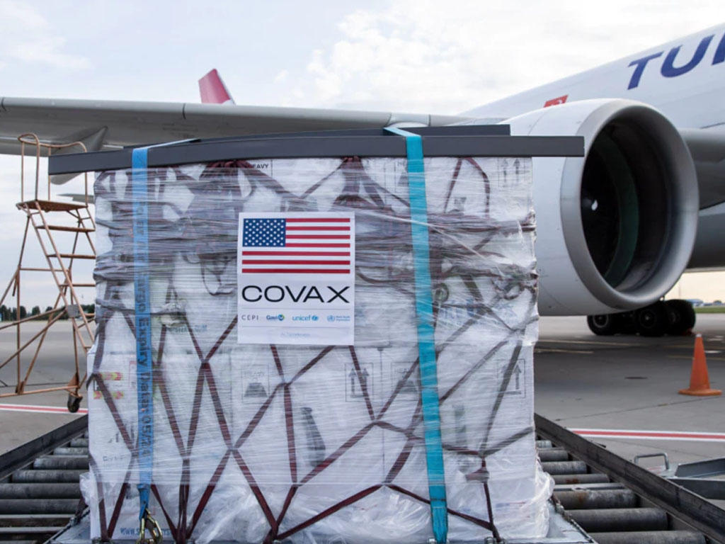 program COVAX tiba di BandaraKyiv Ukraina