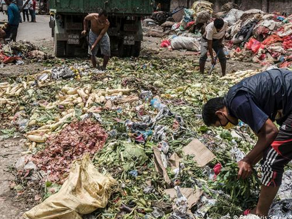 limbah makanan di Nepal