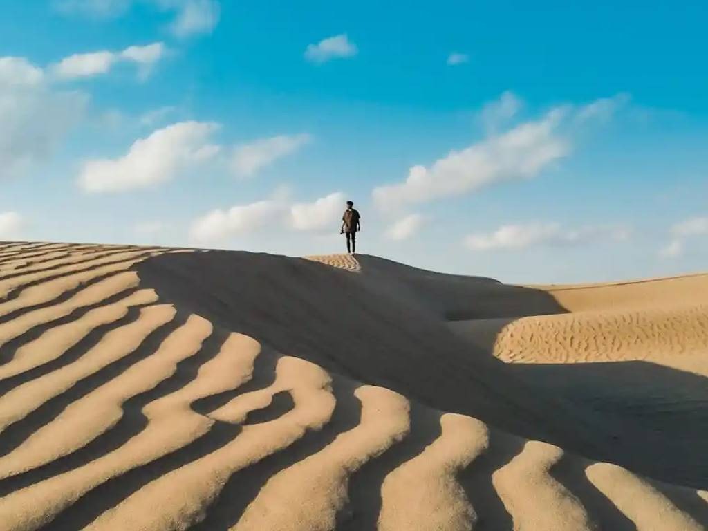 Gurun Pasir di Pantai Oetune