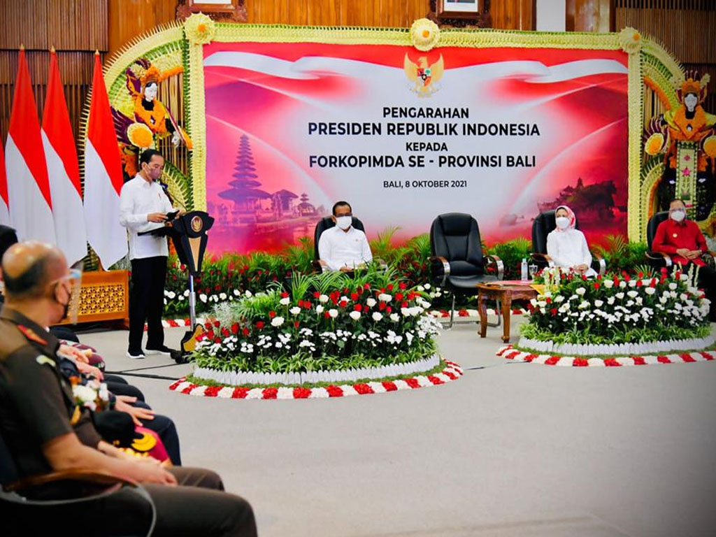 jokowi pengarahan covid di bali