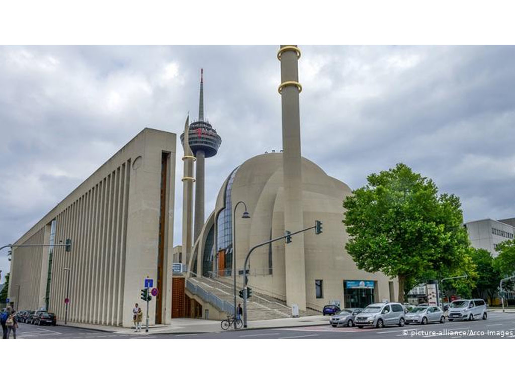 Masjid utama di Koeln Jerman