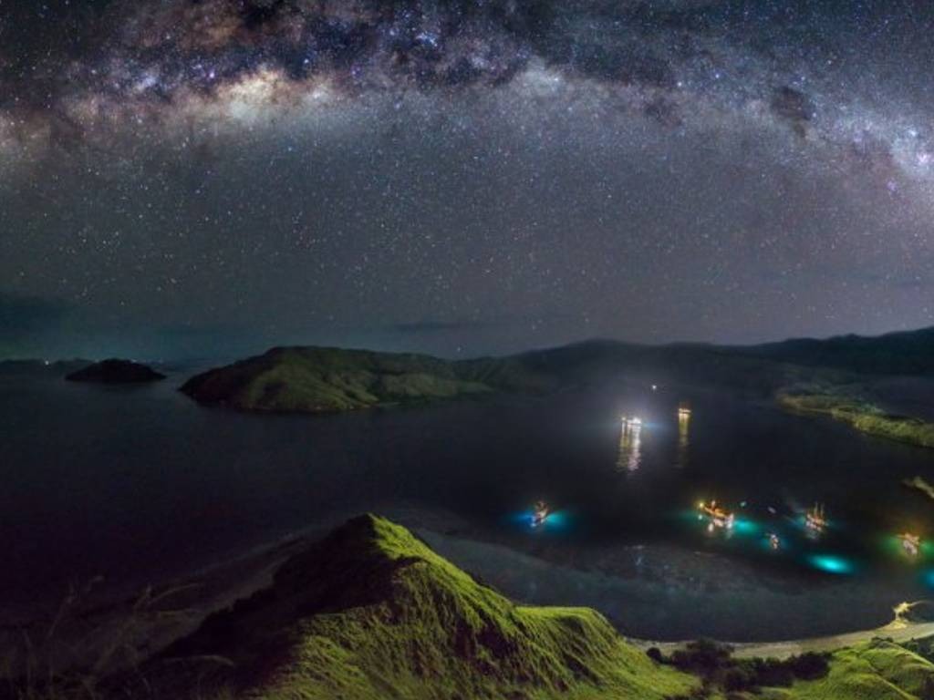 Milky Way Pulau Komodo
