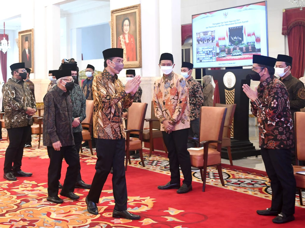 jokowi peringatan hari santri