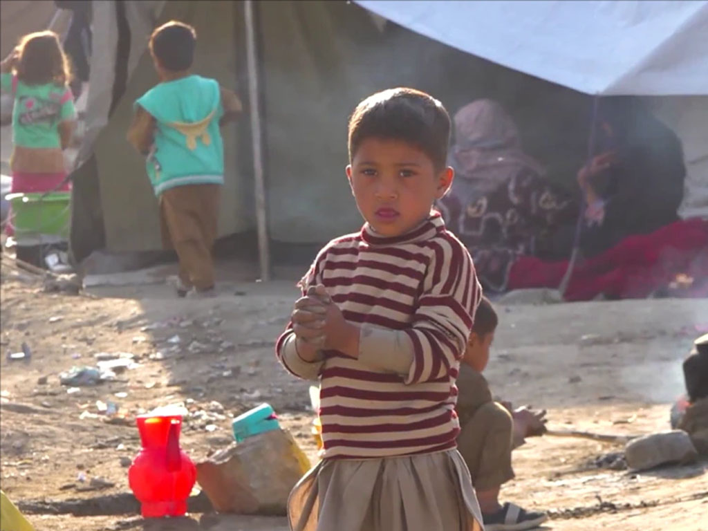 anak2 di kabul tunggu makanan