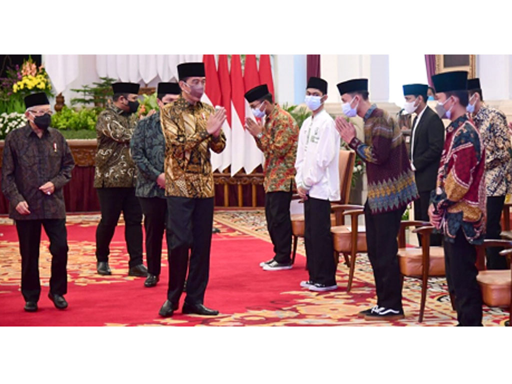 jokowi peringatan hari santri