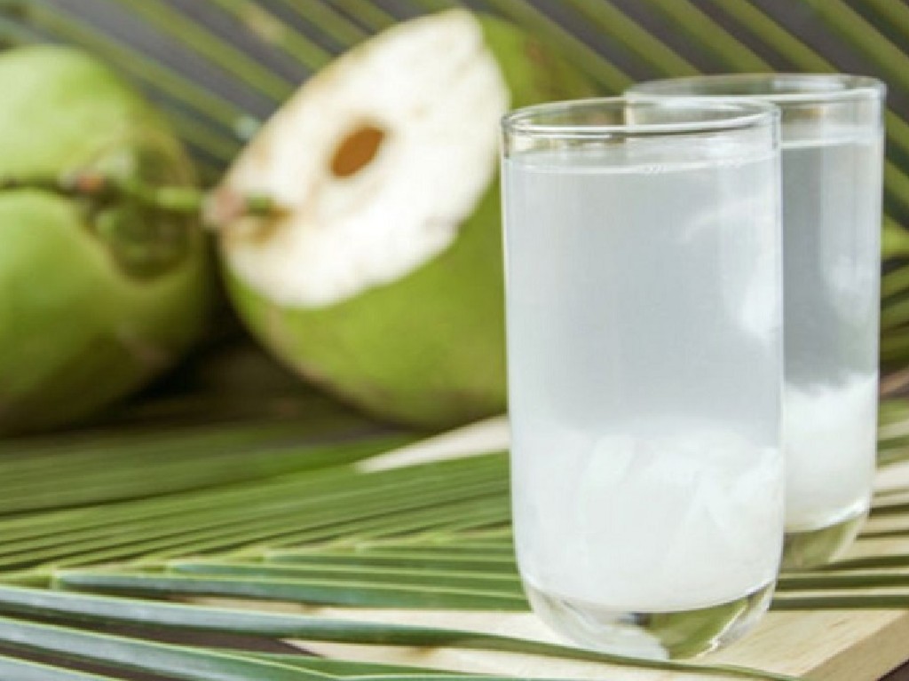Air kelapa muda