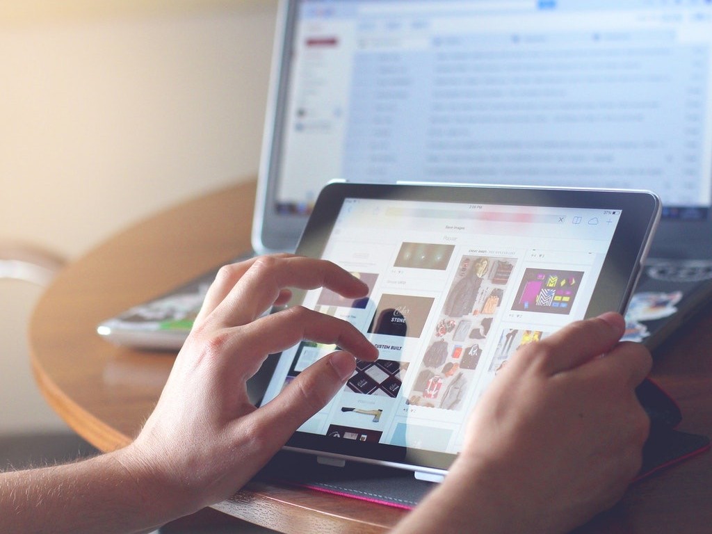 Bisnis online
