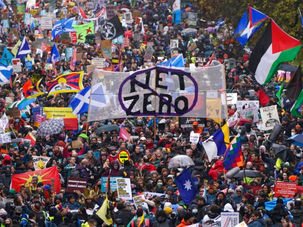 demo aktivis lingkungan di glasgow