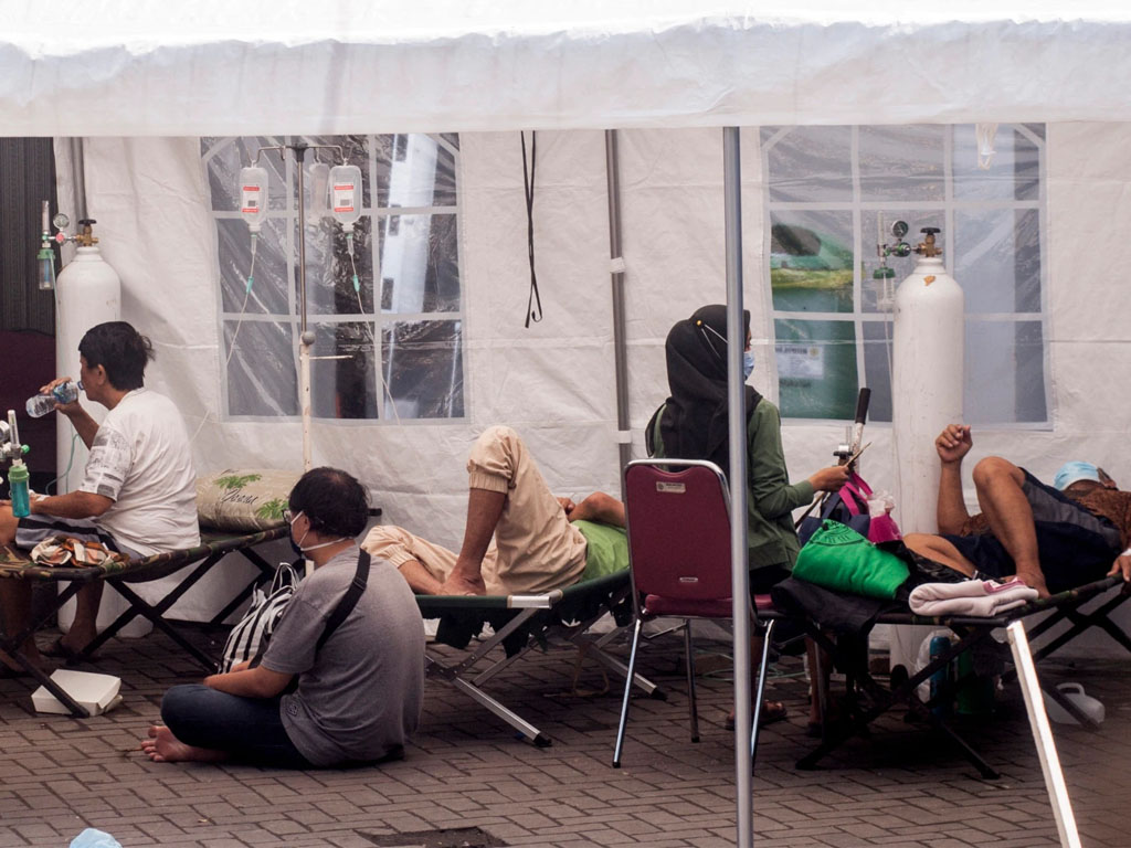 pasien covid di yogya dirawat di tenda