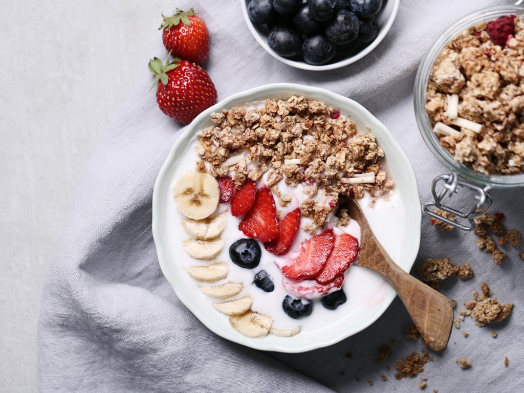 Sarapan dengan semangkuk oatmeal